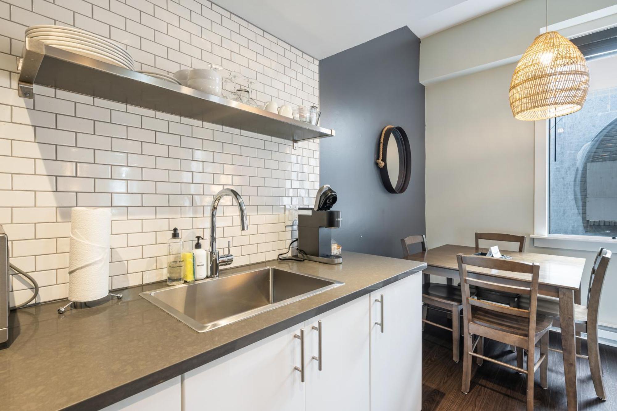 Oxford Apartment By At Mine Hospitality Seattle Eksteriør bilde