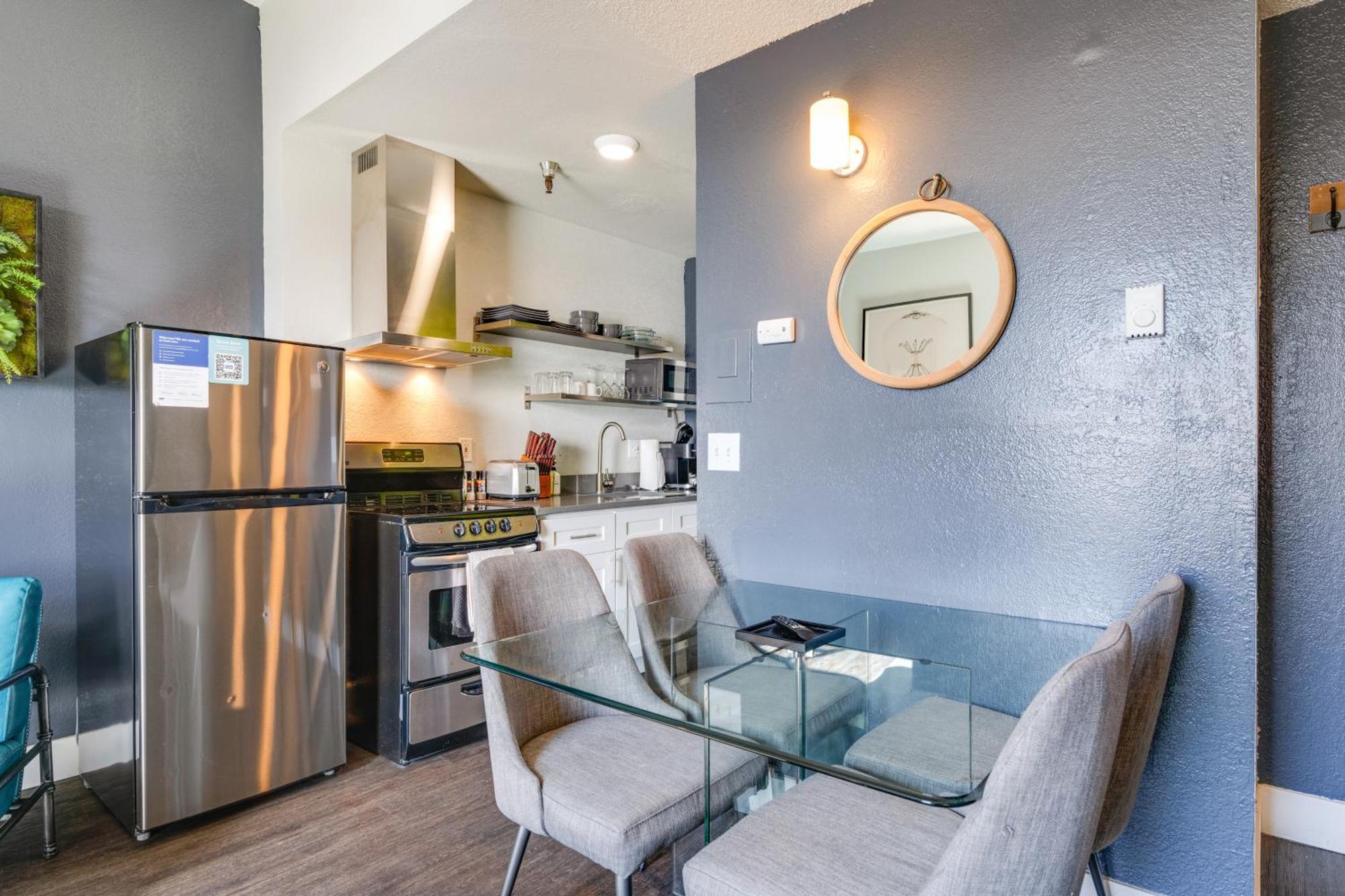 Oxford Apartment By At Mine Hospitality Seattle Eksteriør bilde