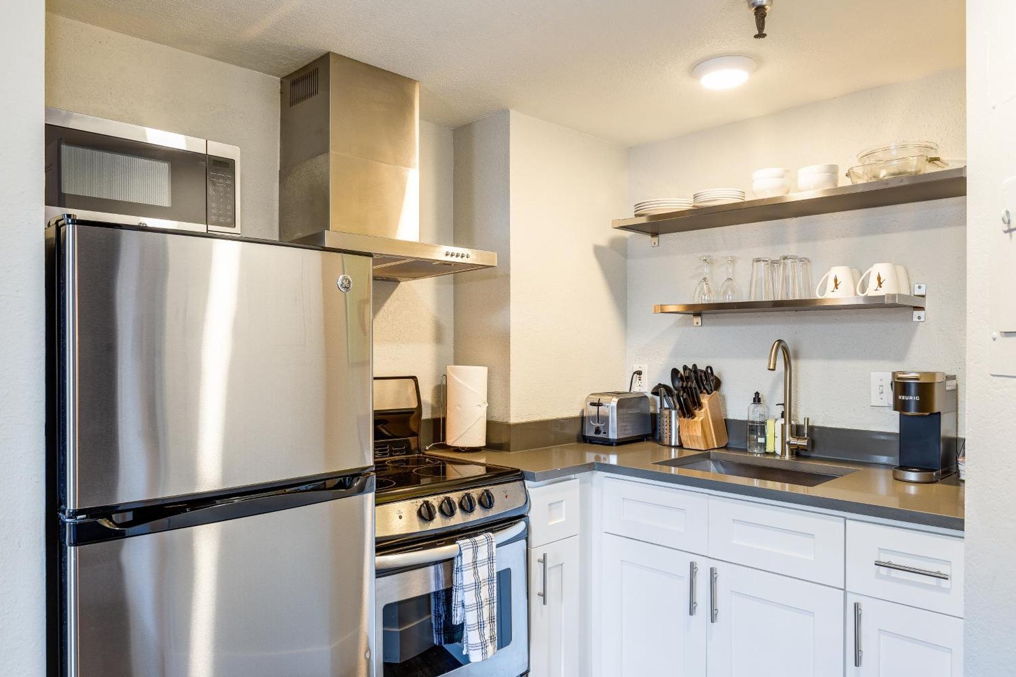 Oxford Apartment By At Mine Hospitality Seattle Eksteriør bilde