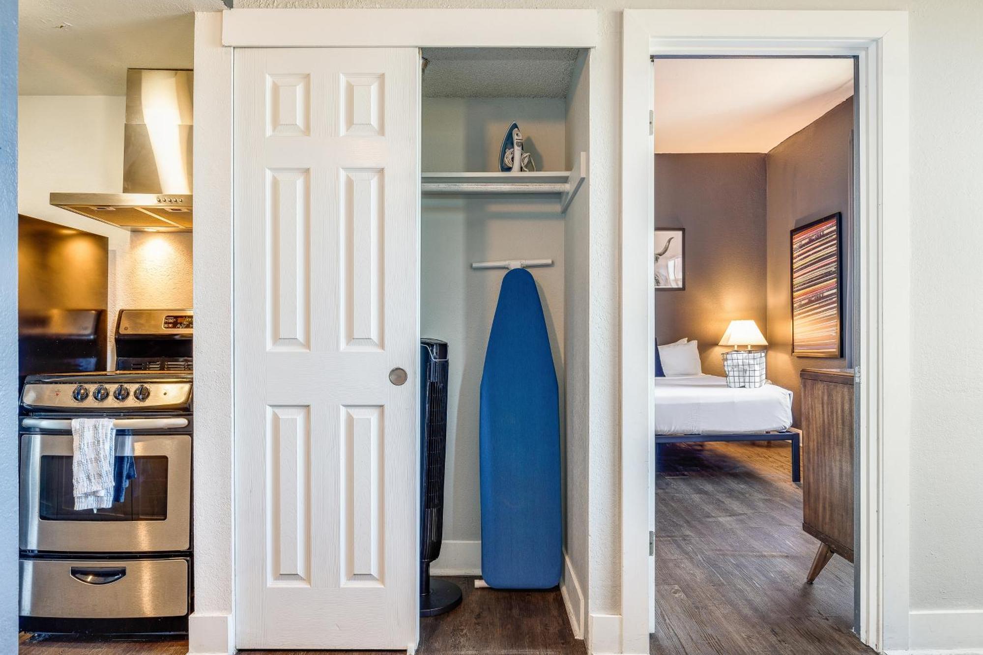 Oxford Apartment By At Mine Hospitality Seattle Eksteriør bilde