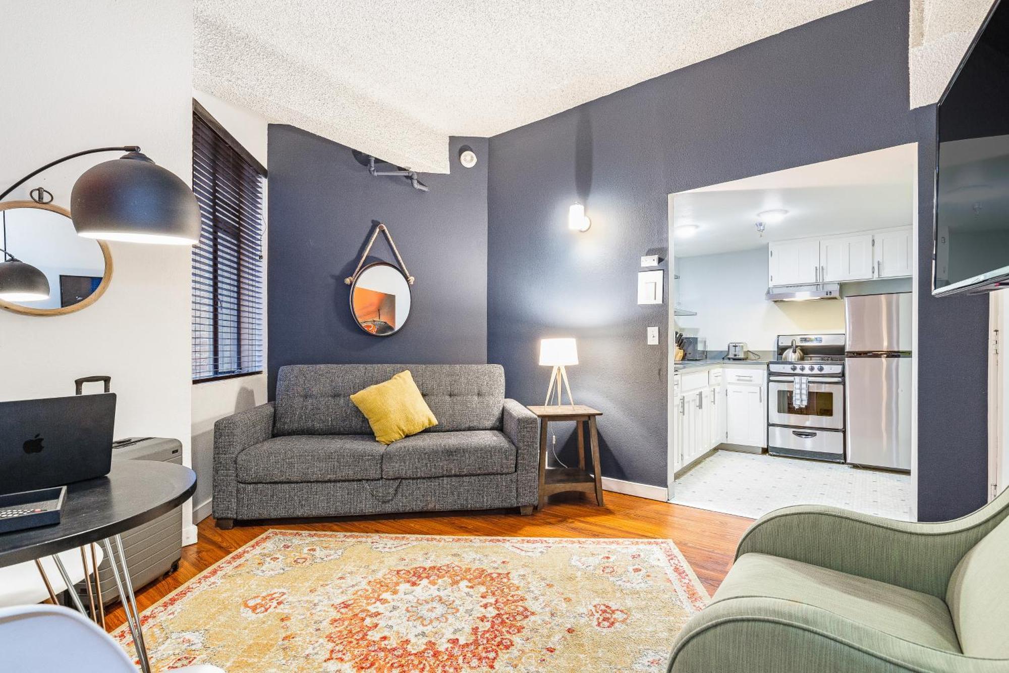 Oxford Apartment By At Mine Hospitality Seattle Eksteriør bilde